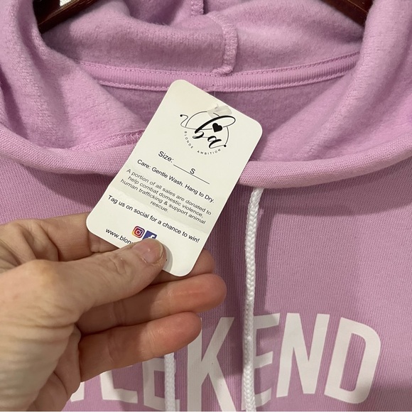 Pink Weekend' Hoodie - Picture 4 of 9